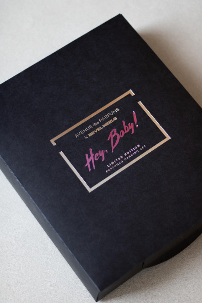 Набір Hey Baby! Футботка "Високі підбори високі стандарти"+Парфум